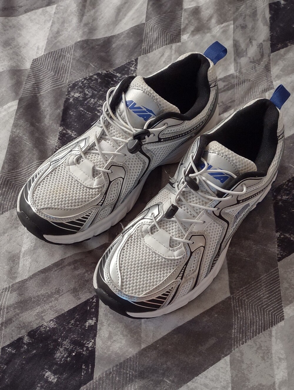 Avia Sneakers